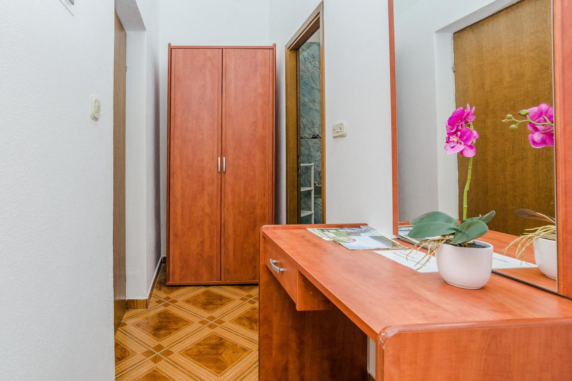 Apartmani Tomeri 斯塔利格拉德-帕克利尼卡 外观 照片