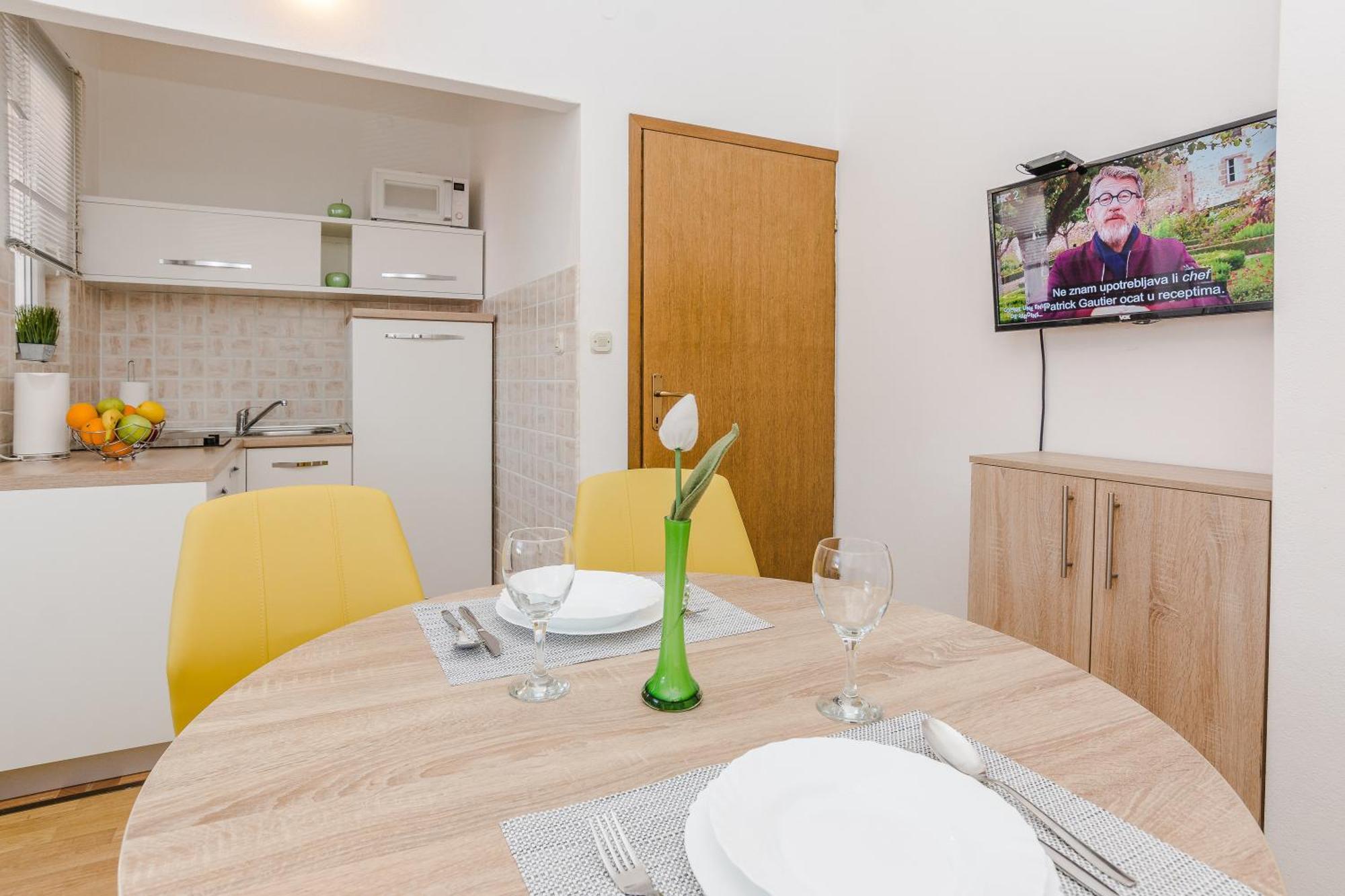 Apartmani Tomeri 斯塔利格拉德-帕克利尼卡 外观 照片