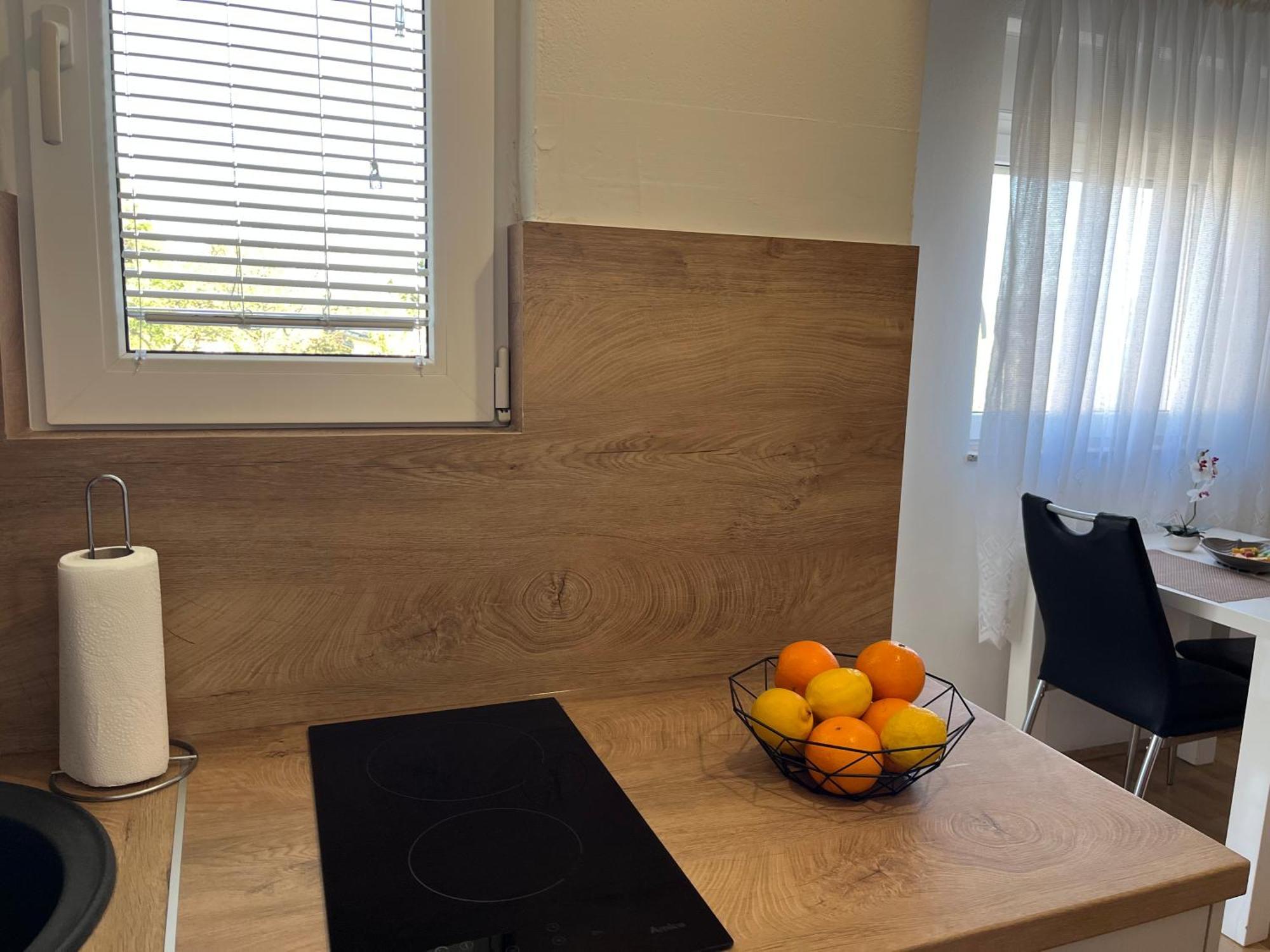 Apartmani Tomeri 斯塔利格拉德-帕克利尼卡 外观 照片